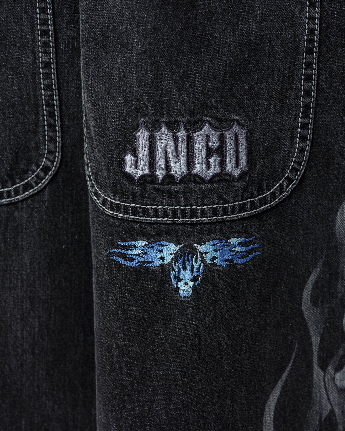 W Flame Hellfire. 26". Black Vintage.