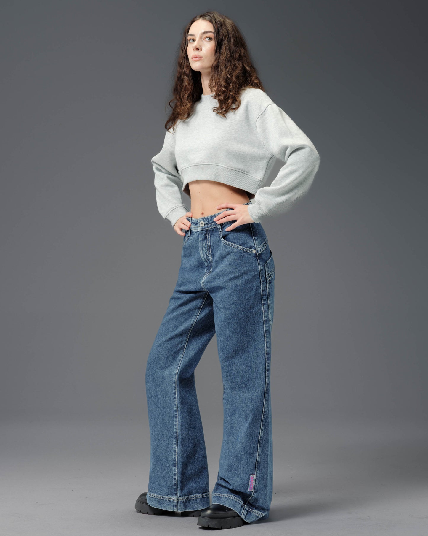 Crush City. 24". Dark Stone.