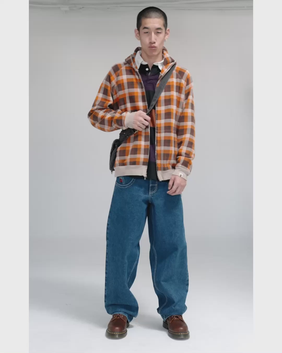 169 Low Down Jeans. 20