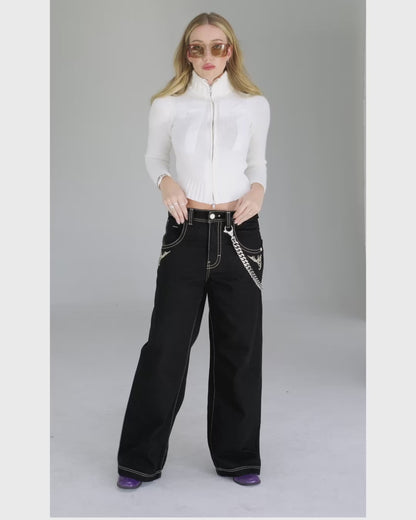 W Karatz. 23". Jet Black.