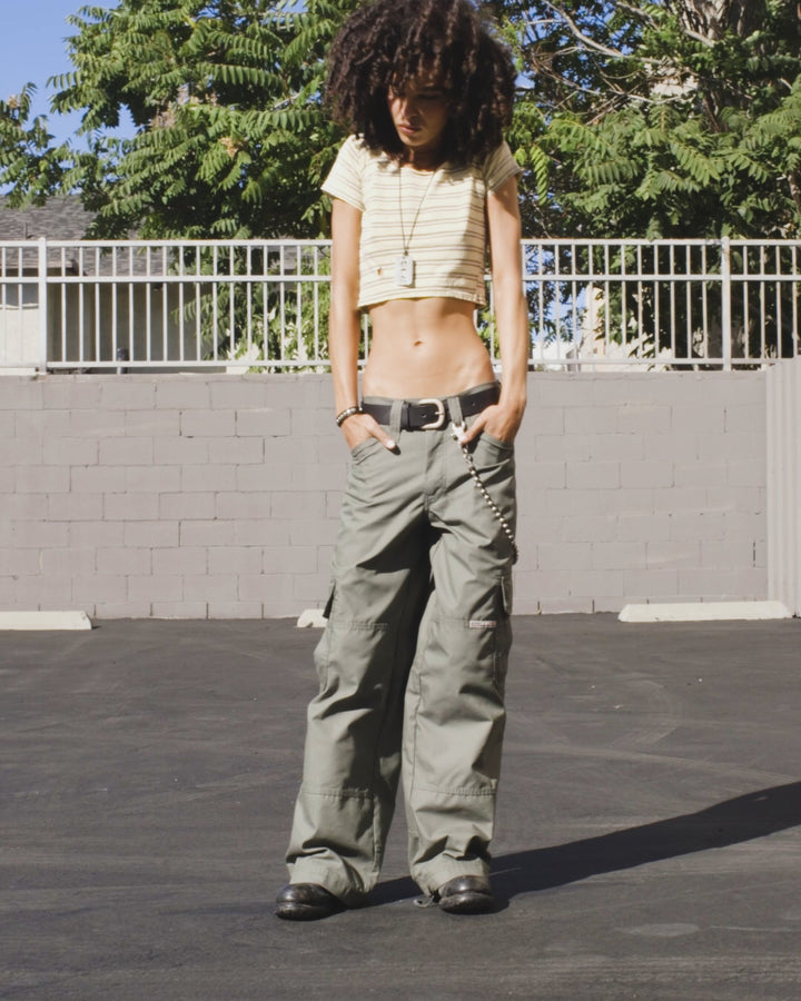 W Indicator Cargo Pants. 22". Olive.